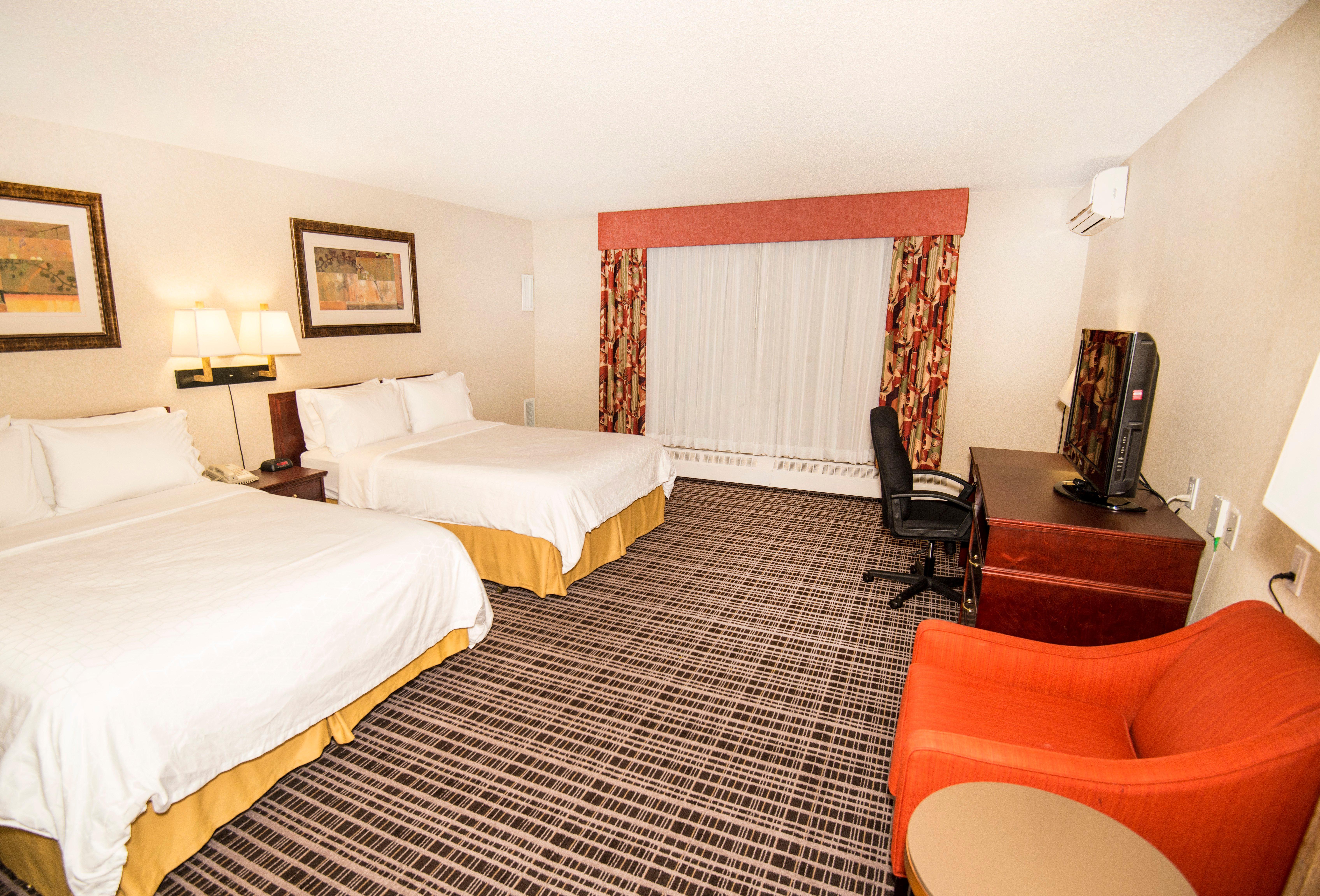Holiday Inn Express Red Deer By Ihg מראה חיצוני תמונה
